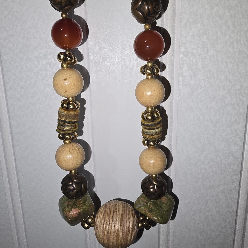Carol Dauplaise Pendant Necklace Gold Medallion Mixed Media Boho Colorful Vtg‎